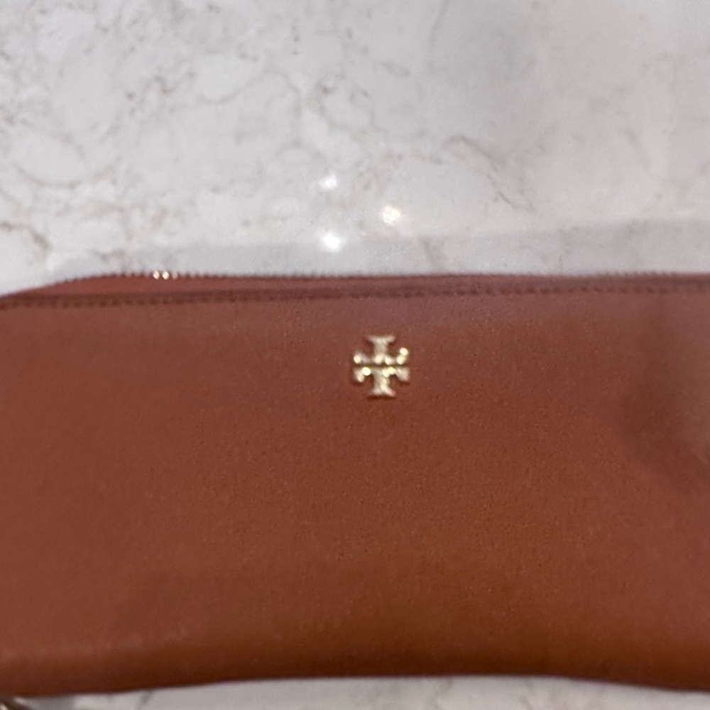 GUC Tory Burch Continental Wallet
